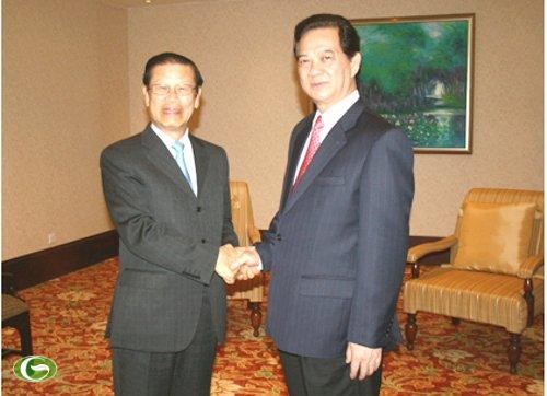 Le Premier Ministre Nguyen Tan Dung plaide pour la coopération Vietnam-Laos - ảnh 1