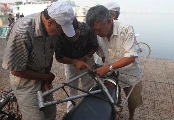 Vélos anciens - un loisir du troisième âge hanoien - ảnh 8