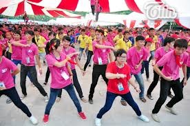 Flash mob, la passion des jeunes - ảnh 2