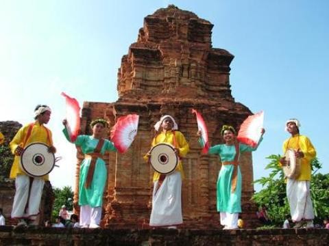 Des temples Cham à Hanoï - ảnh 2