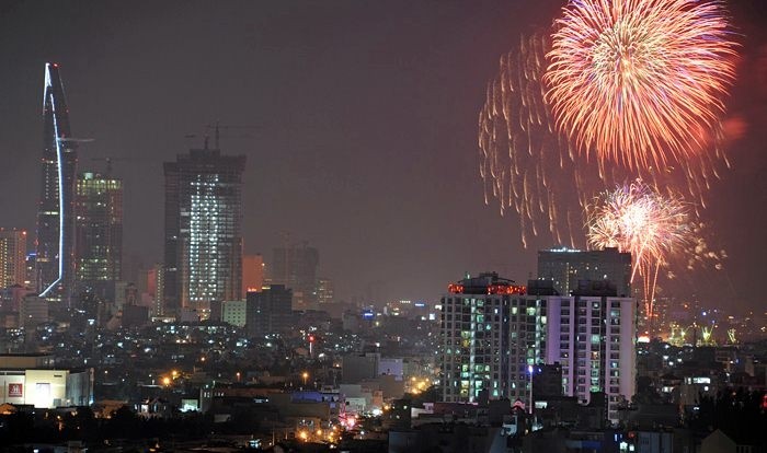 Ho Chi Minh-ville célèbre les 38 ans de la réunification nationale - ảnh 1