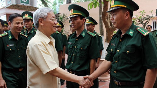 Nguyen Phu Trong au district de Cat Hai (Haiphong) - ảnh 2