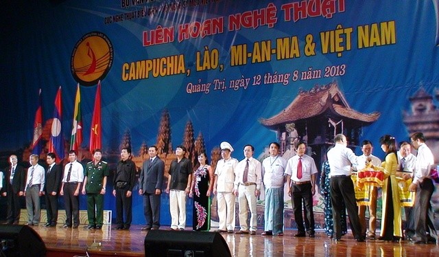 Clôture du festival artistique Vietnam-Cambodge-Laos-Myanmar - ảnh 1