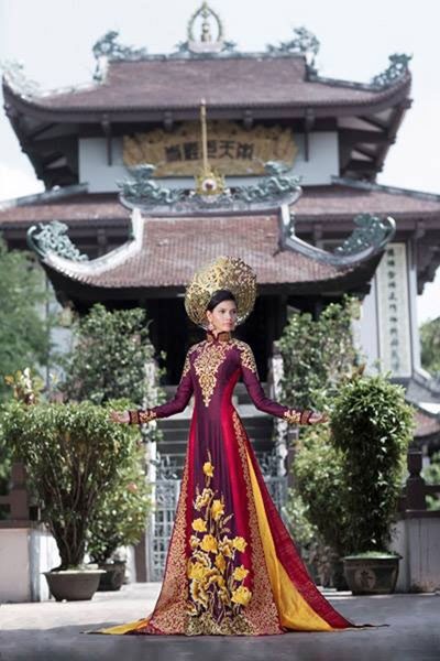 Ao Dai : 1er du top 5 des costumes nationaux au concours Miss Univers 2013 - ảnh 1