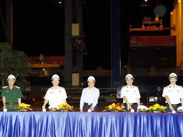 Première journée de travail de l’année du Cheval au port de Saigon - ảnh 1