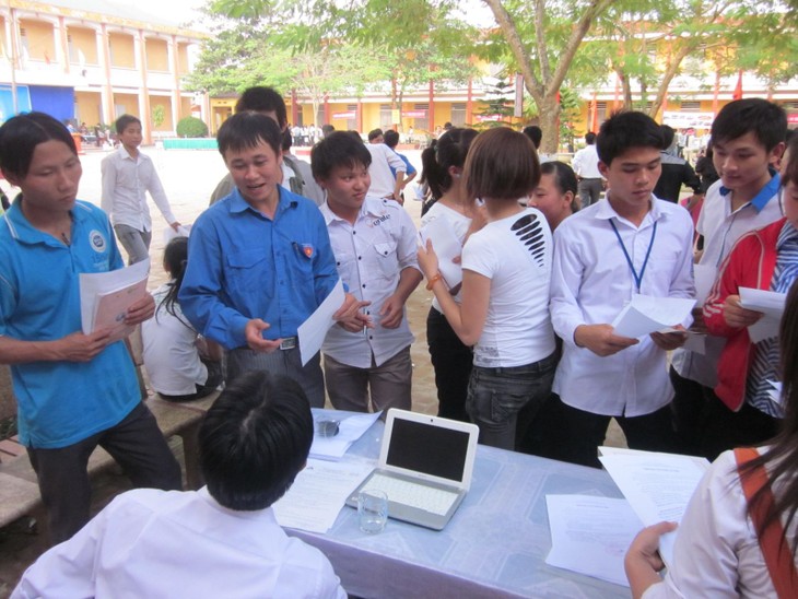 Ho Chi Minh-ville : fête de l’orientation et de la formation professionnelle 2014 - ảnh 1