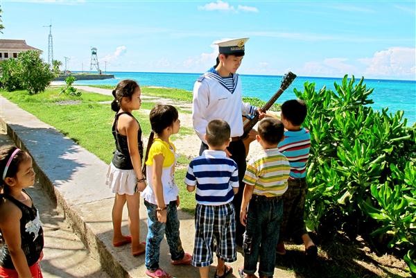 Bientôt la mise en service d’une deuxième école sur l’archipel de Truong Sa - ảnh 1