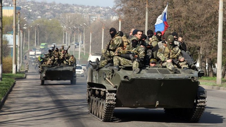 Ukraine : le calme temporaire dans le Sud-Est, au seuil de la réunion à Genève - ảnh 1