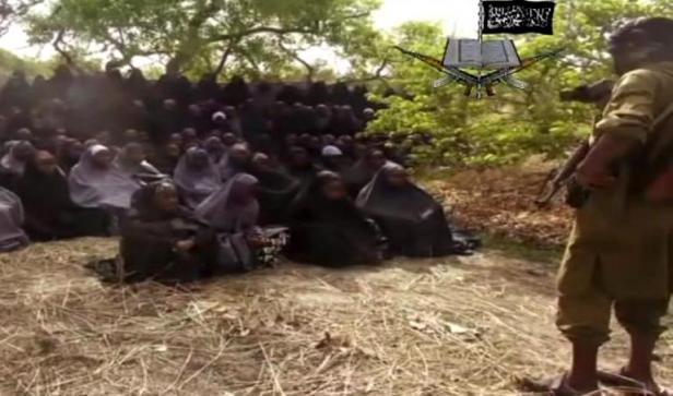 Lycéennes au Nigeria: le pouvoir «prêt à dialoguer» avec Boko Haram - ảnh 1