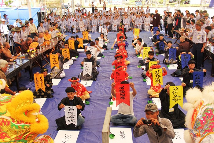 Le Vesak 2014 célébré dans le pays et à l’étranger - ảnh 2