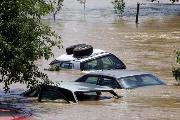 Les Balkans sous les eaux - ảnh 1