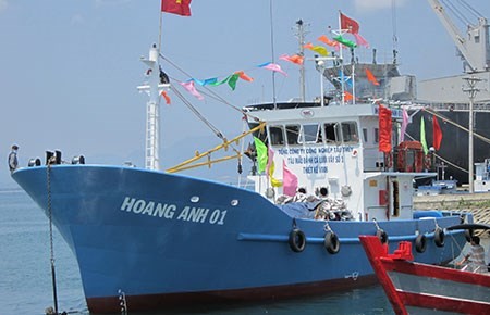 Aider les pêcheurs à moderniser leur bateaux - ảnh 1