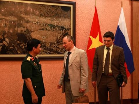 Vietnam-Russie : coopération dans la mise à niveau d’équipements militaires - ảnh 1