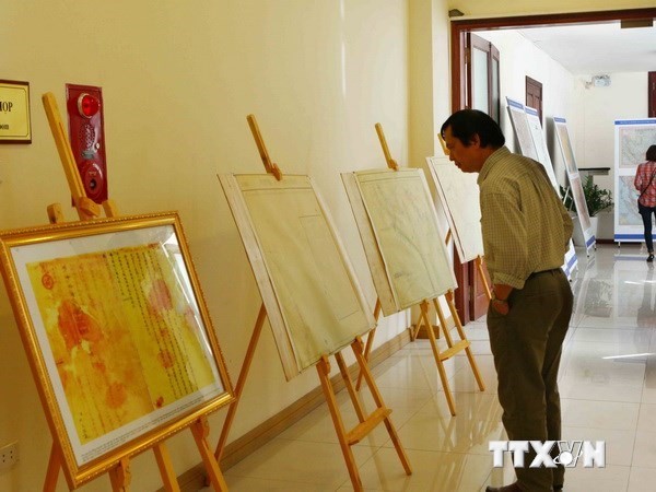 Quang Ninh : exposition  de documents sur les archipels de Hoàng Sa et de Truong Sa - ảnh 1