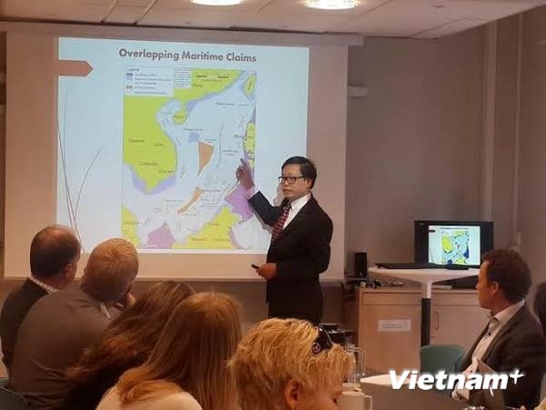 Oslo : un colloque sur la mer Orientale - ảnh 1