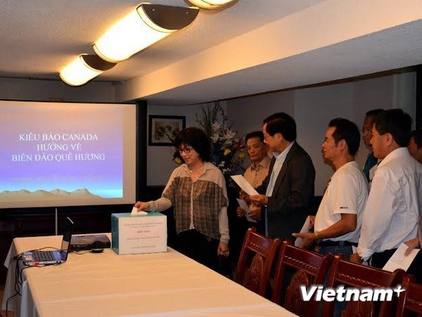 La diaspora vietnamienne au Canada ont des yeux rivés vers le pays natal - ảnh 1