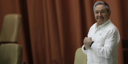 Raul Castro promet de régler les problèmes économiques de Cuba - ảnh 1