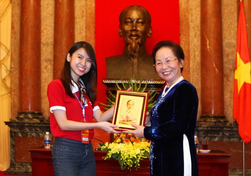 Nguyen Thi Doan : l’éducation est la première politique nationale - ảnh 1