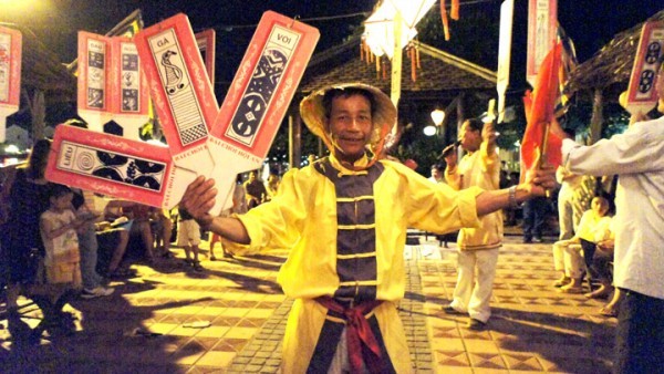 Hoi An : Concours de Bai choi - ảnh 1