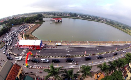 Le vice-Premier ministre Nguyen Xuan Phuc en tournée à Nghe An - ảnh 1