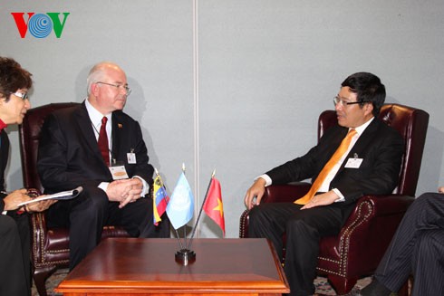 Activités du vice-Premier ministre Pham Binh Minh à l'ONU  - ảnh 4