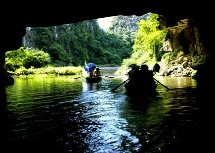 Le site écologique de Trang An, une destination idéale - ảnh 2