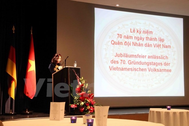 Commémoration du 70ème anniversaire de l’armée vietnamienne en Allemagne - ảnh 1