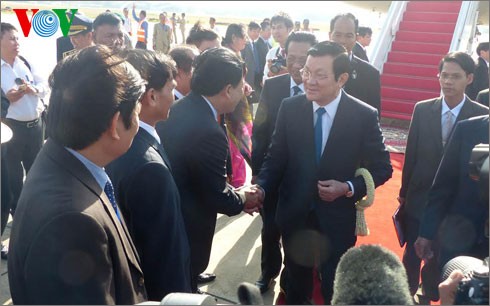 Truong Tan Sang arrive au Cambodge pour une visite d’Etat de deux jours - ảnh 1