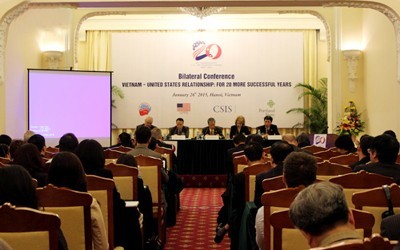 Table ronde sur les échanges populaires Vietnam-Etats-Unis - ảnh 1