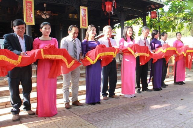 Vernissage de l’exposition sur le développement de Quang Ngai - ảnh 1