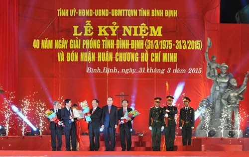 40ème anniversaire de la libération de Binh Dinh  - ảnh 1