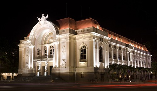 Théâtre municipal de Ho Chi Minh-ville - emblème de la ville  - ảnh 1