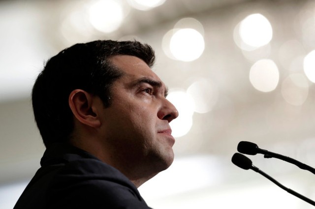 Tsipras annonce que la Grèce ne cédera pas - ảnh 1