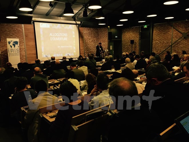 Colloque sur la mer Orientale en France - ảnh 1