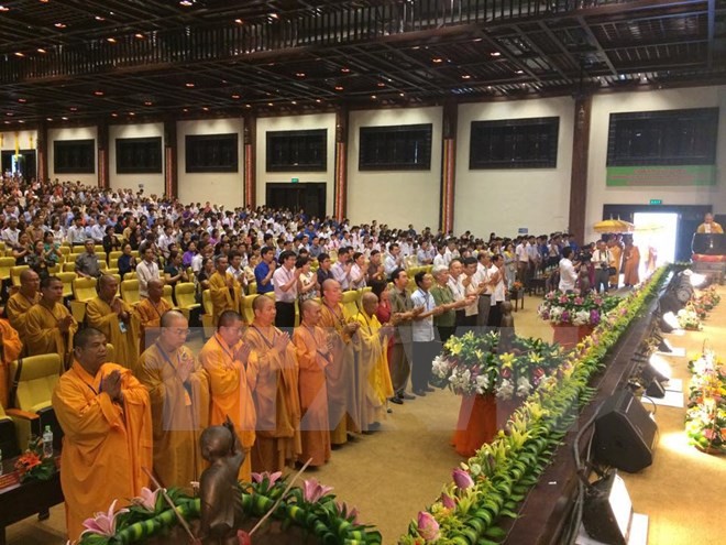 L’anniversaire du Bouddha fêté dans l’ensemble du pays - ảnh 1