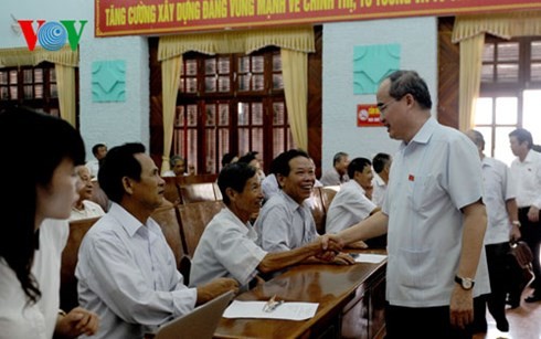 Nguyen Thien Nhan rencontre l’électorat de Bac Giang - ảnh 1