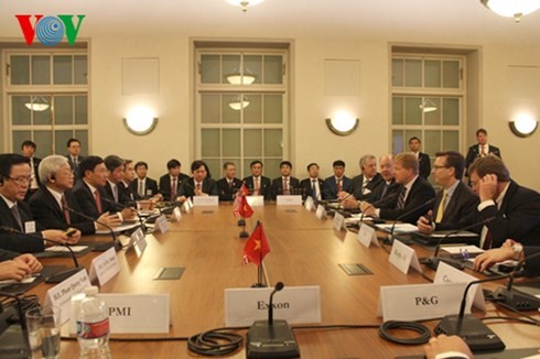 Nguyen Phu Trong à la table-ronde avec des grandes entreprises américaines - ảnh 1