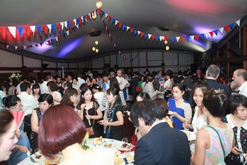 Fête du 14 juillet à l’Ambassade de France  - ảnh 2