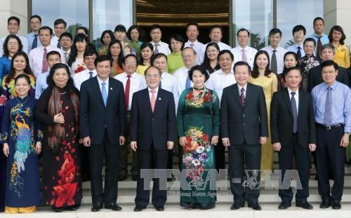 Ouverture du 3ème congrès d’émulation patriotique du bureau de l’Assemblée nationale - ảnh 1