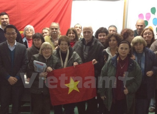 Célébration de la fête nationale vietnamienne en Australie et en Argentine - ảnh 1