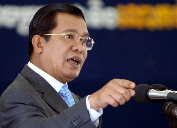 Hun Sen promet de punir ceux qui critiquent la carte de délimitation avec le Vietnam - ảnh 1