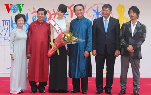 Inauguration de la fête vietnamienne au Japon - ảnh 1