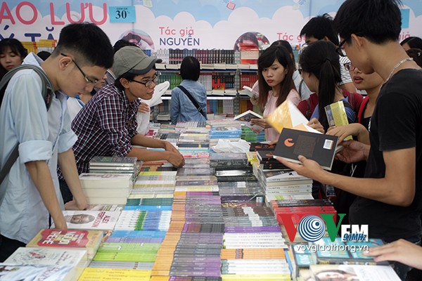 Un Salon international du livre ouvert au monde - ảnh 5