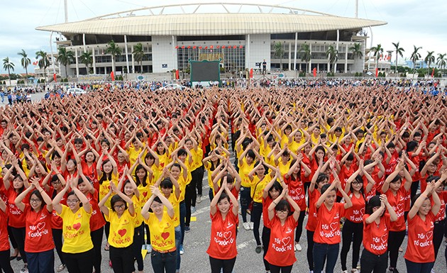 Activités en l’honneur du 61ème anniversaire de la libération de Hanoi - ảnh 1