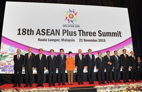 ASEAN+3 : le PM malaisien plaide pour une coopération substentielle - ảnh 1