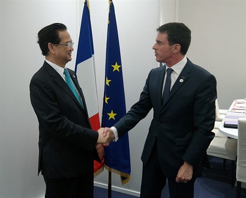 COP21 : Entretien Nguyen Tan Dung-Manuel Valls - ảnh 1