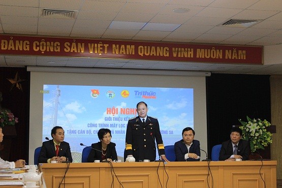 Bientôt l’installation du système de dessalement d’eau de mer à Truong Sa - ảnh 1