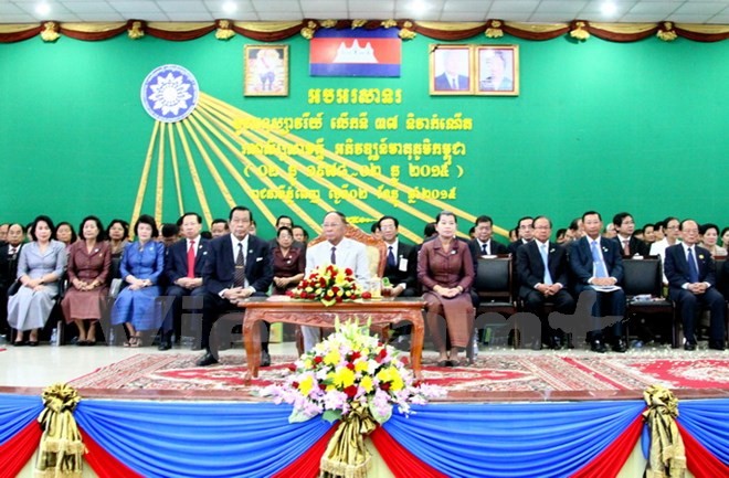 37 ans du Front national de solidarité pour le sauvetage du Cambodge - ảnh 1