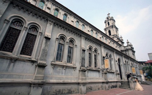 Quelques belles églises au Vietnam - ảnh 2