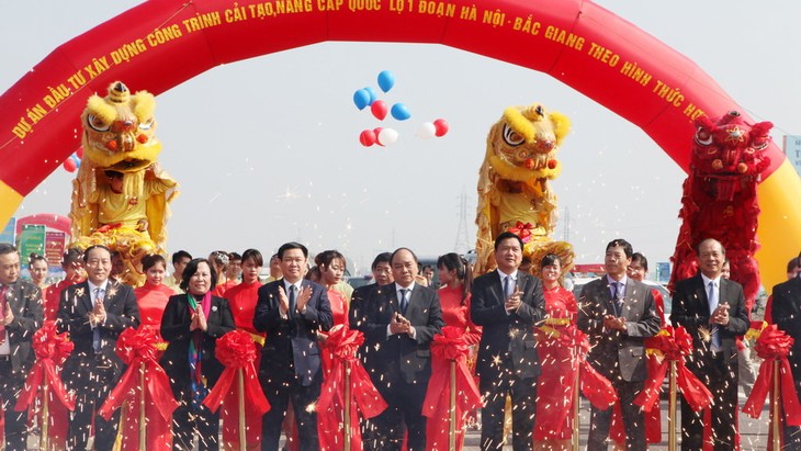 Nguyên Xuân Phuc à l’inauguration de l’autoroute Hanoï-Bac Giang - ảnh 1